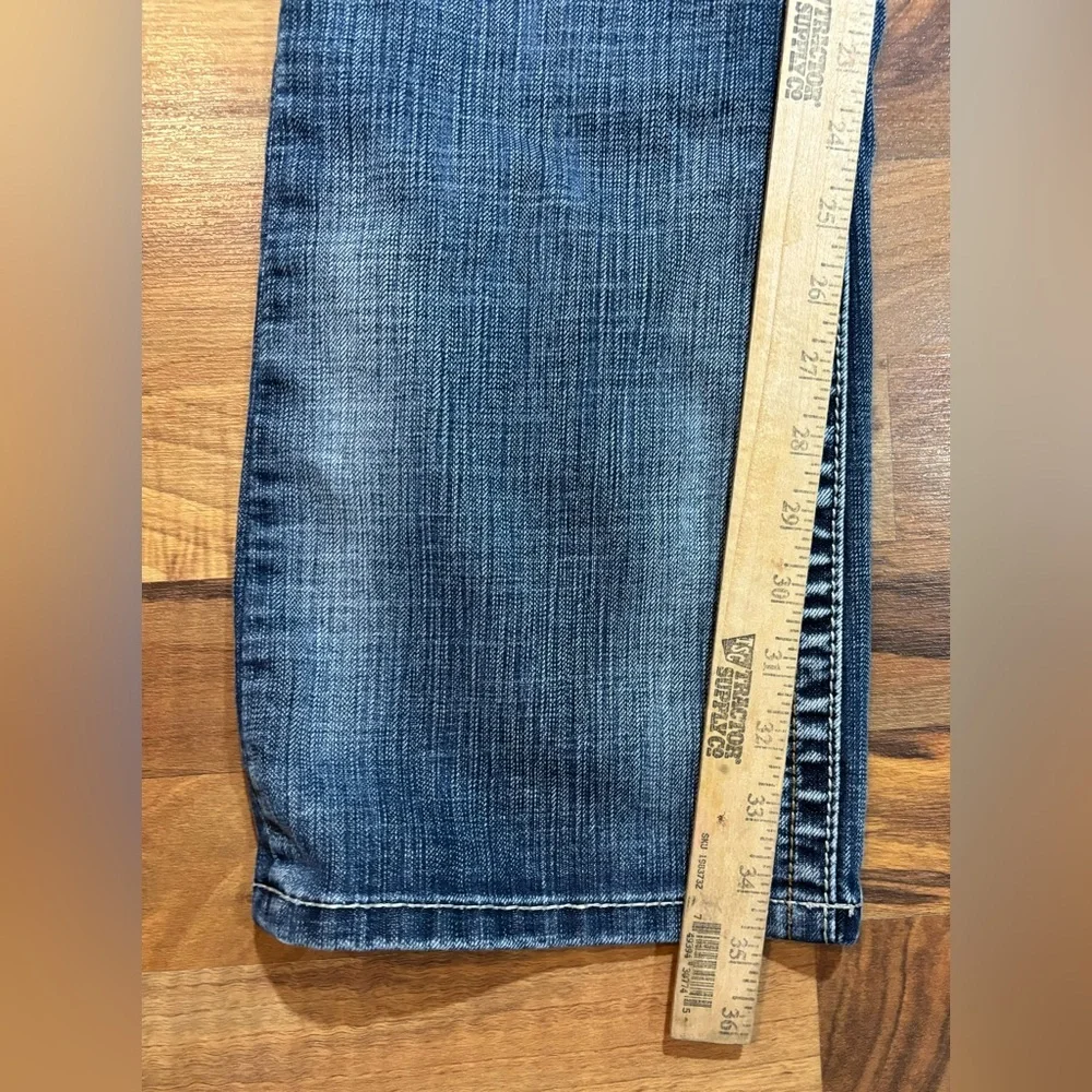 Cowgirl Up Bootcut Jeans Embellished Back Pocket Stretch Women's Size 30/36 - Picture 3 of 7